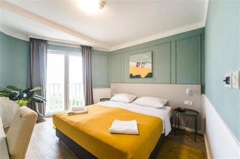 Hotel Plaza, Pag (updated prices 2024) .